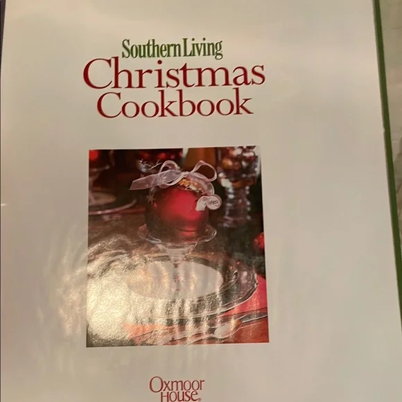 Southern Living Red and Green Kitchen Cookbook - Picture 3 of 9